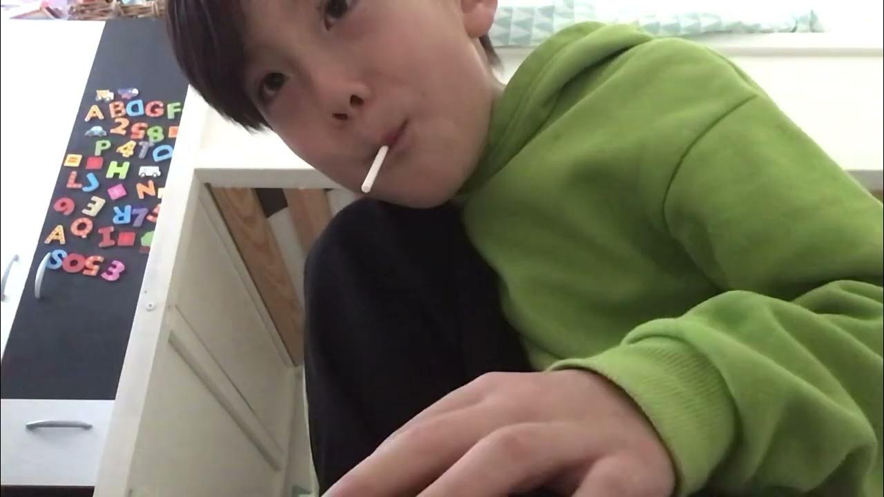Mega kauwgomlolly/er zit kauwgom in - YouTube - Wat Zit Er In Kauwgom
