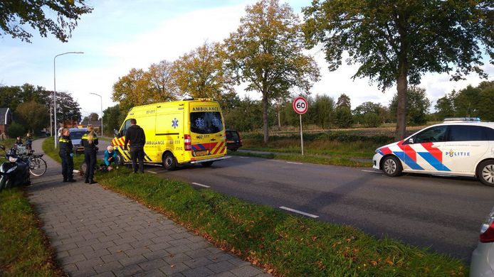 Meisje van haar fiets gereden door scooter in Ederveen | Ede | AD.nl - Het Weer In Ederveen
