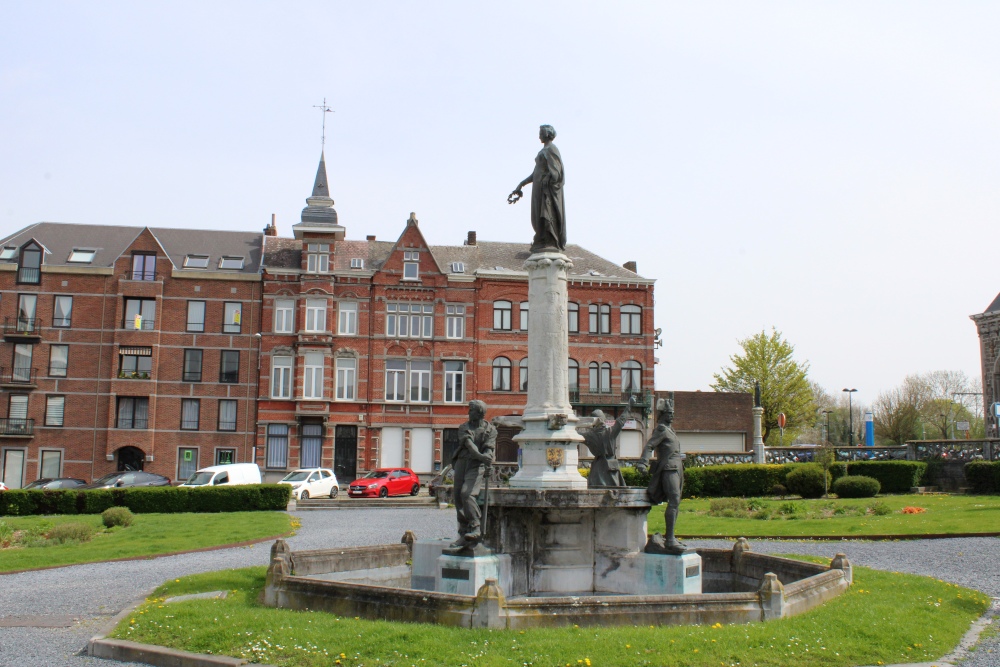 Memorial to the Independence Binche - Binche - TracesOfWar.com - Naam Van Indonesië Voor De Onafhankelijkheid