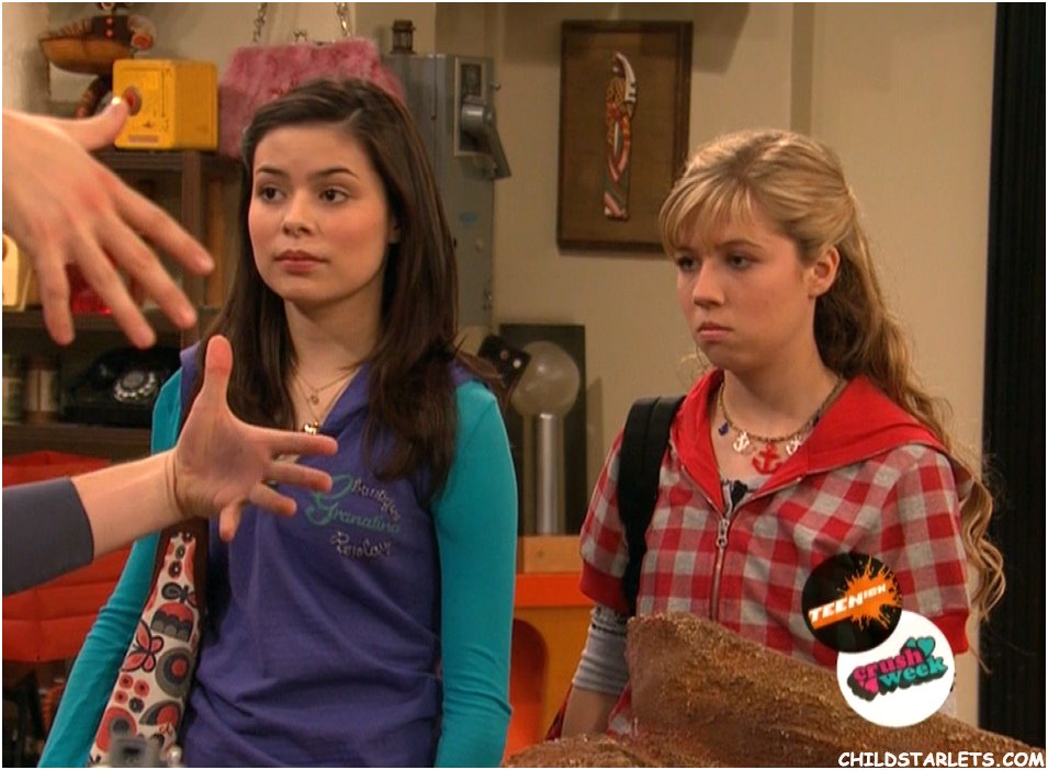 Miranda Cosgrove Child Actress Images/Pictures/Photos/Videos Gallery - Miranda Cosgrove Movies And Tv Shows