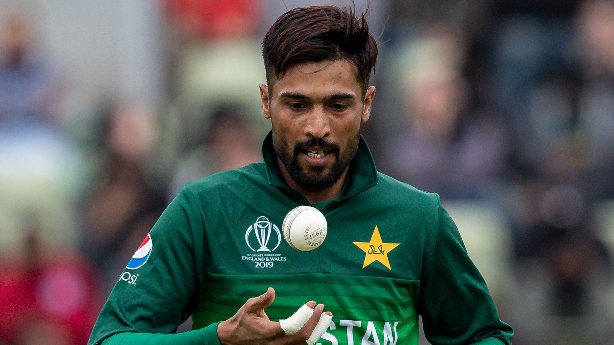 Mohammad Amir - Mohammad Amir Holds Current Pcb Management Responsible - Amir Rein Van Der Wiel Samenvatting