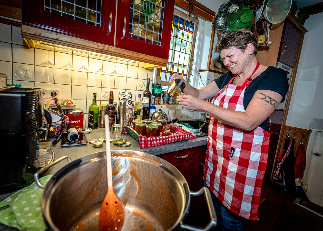 Mojito, pina colada: Anneke maakt jam maar dan nét even anders | Foto - Anneke Van Der Velden