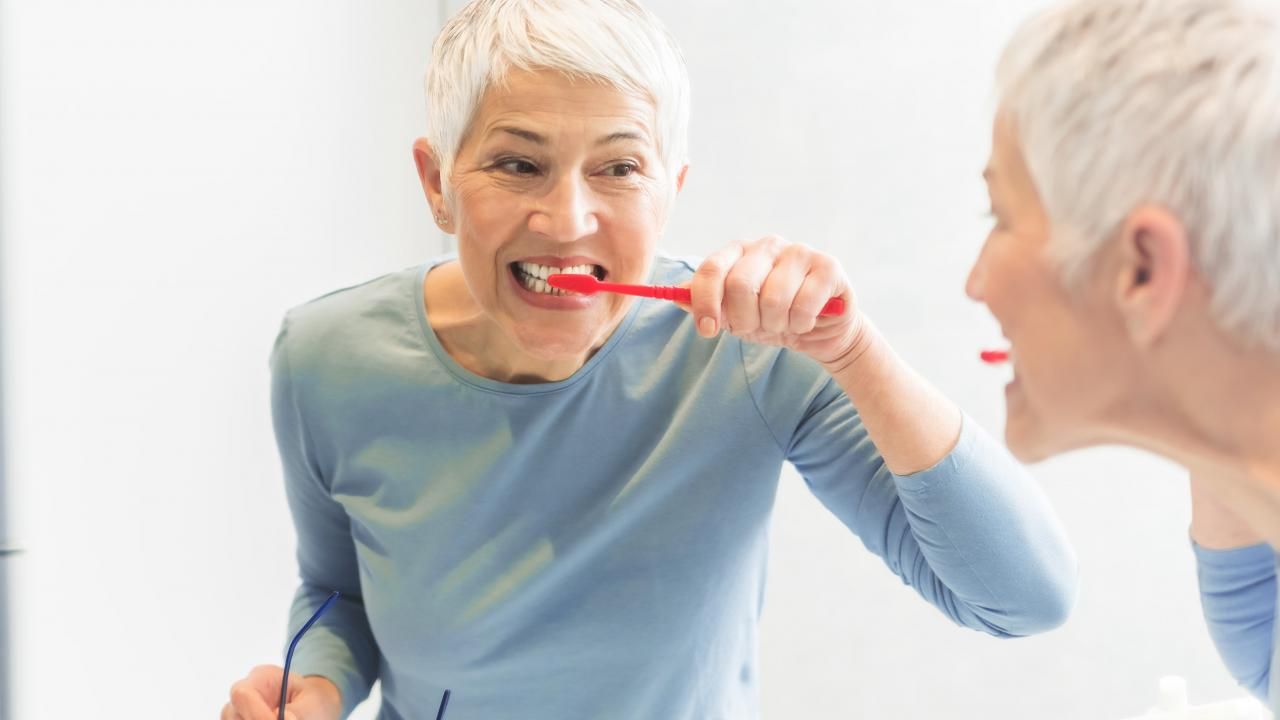Mondzorg voor thuiswonende ouderen: 5 tips - Mondzorg Bij Ouderen In Verpleeghuizen
