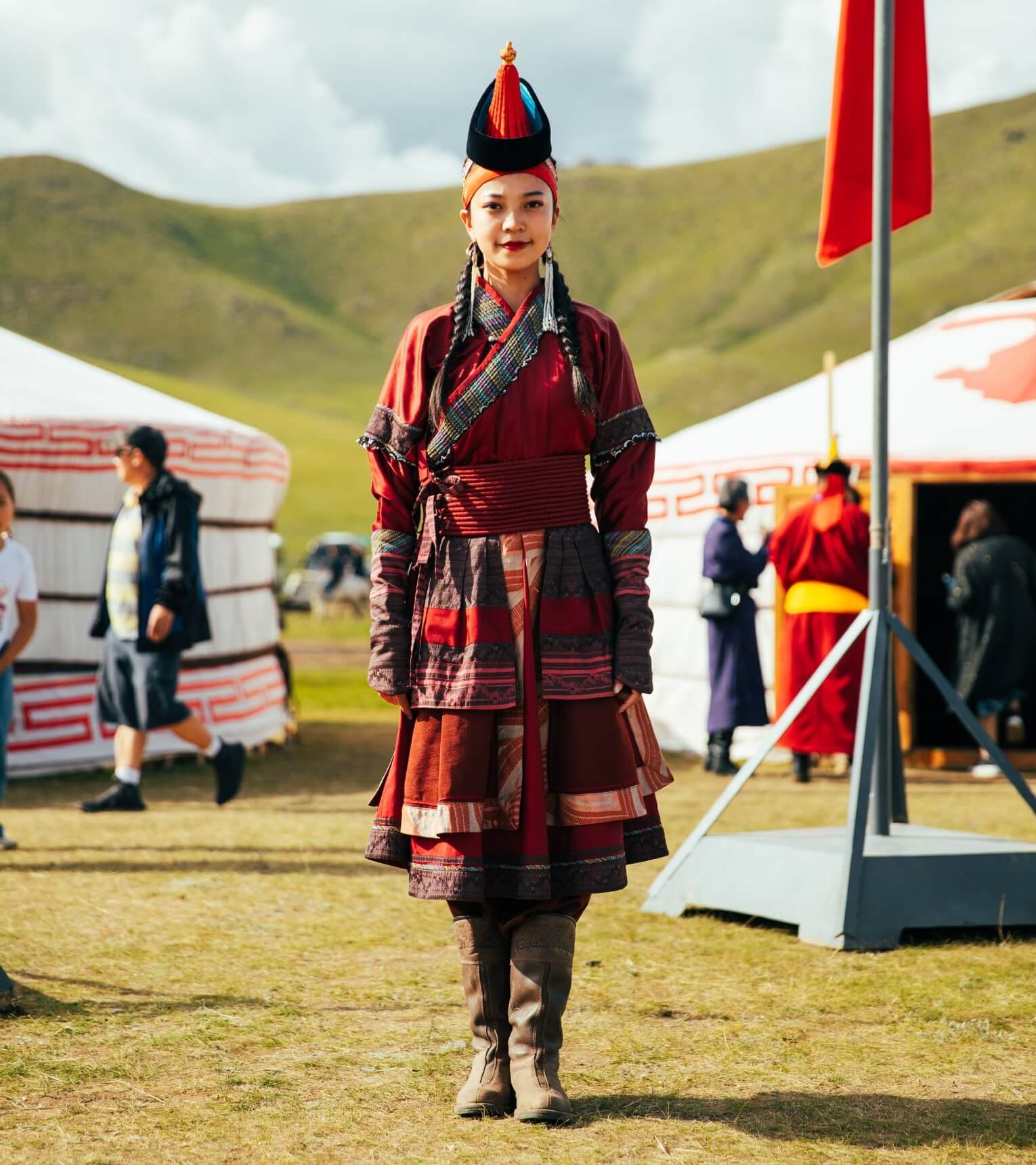 Mongolian Deel Clothing Interesting 5 facts - Deel Van Canada Grenst Aan Alaska