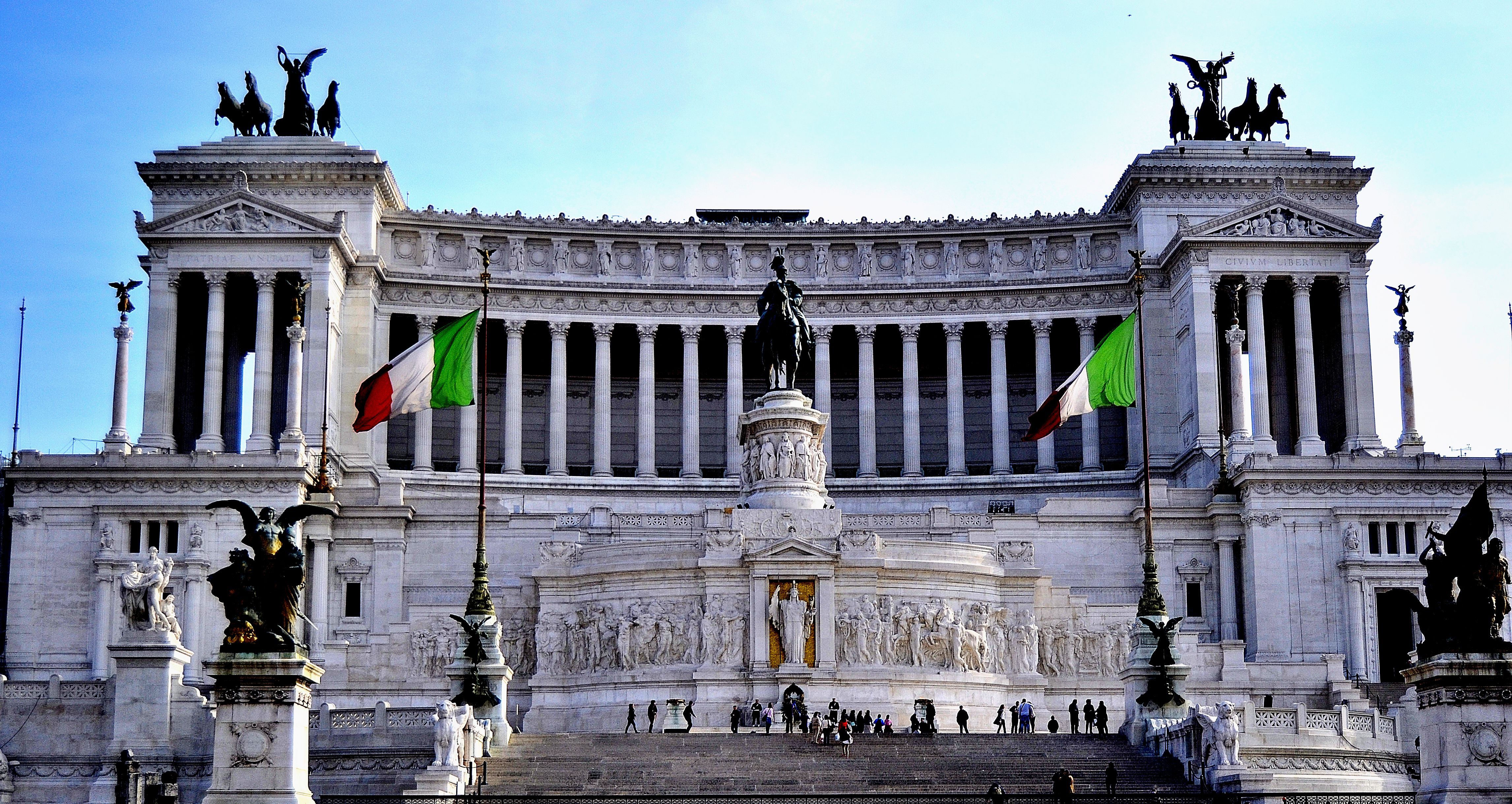 Monumento a Vittorio Emanuele II, Roma Travel Photos, Cityscape, Louvre - Vittoriano - Monumento A Vittorio Emanuele Ii