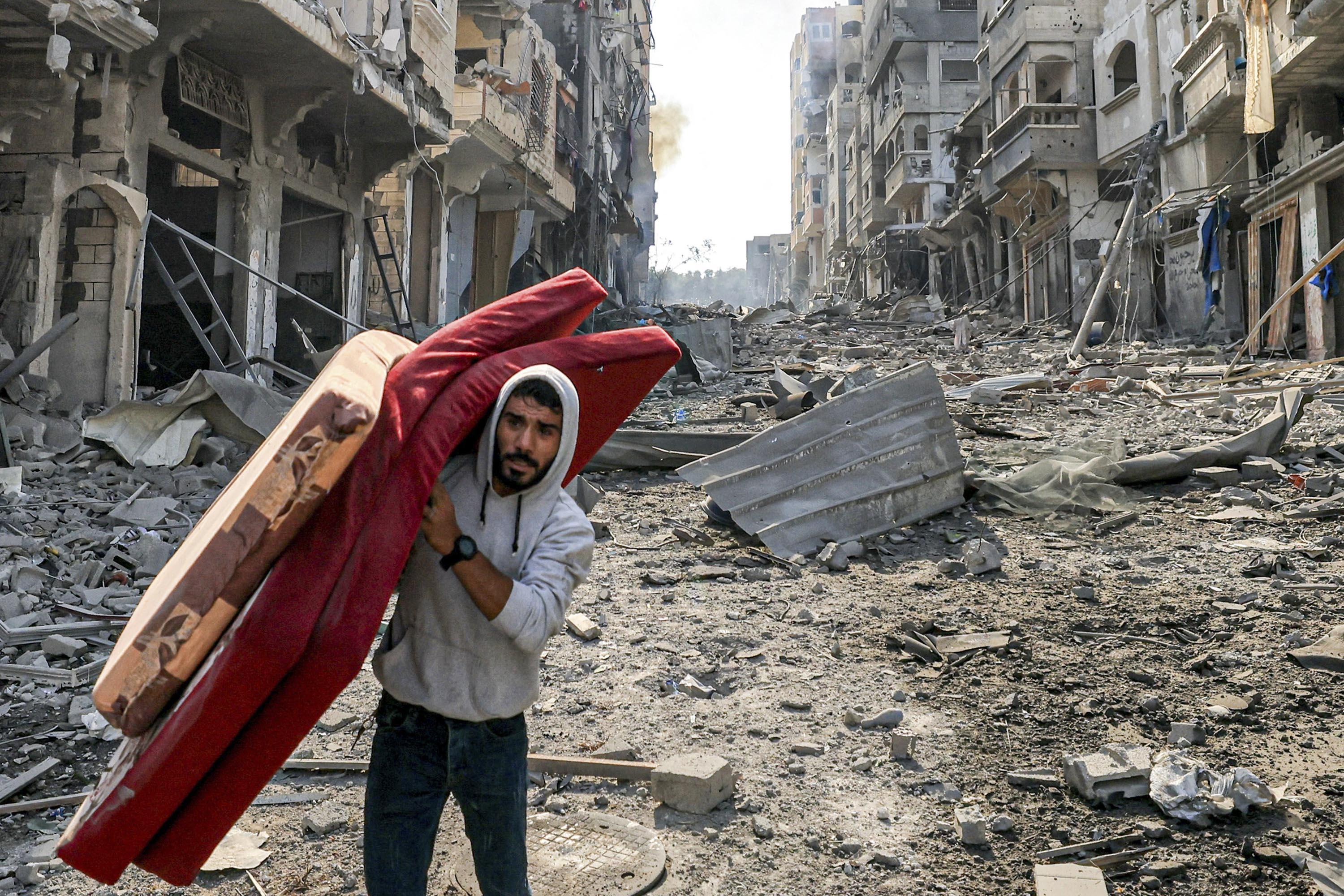 More than 330,000 people have been displaced in Gaza since Israel began - Oorlog Tussen Palestina En Israel