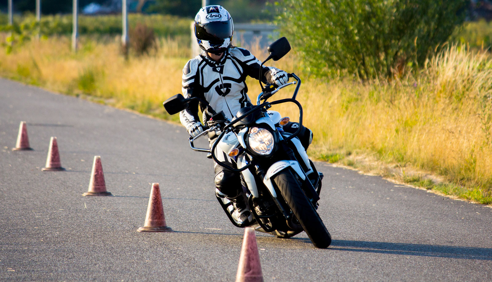 Moet Je Eerst Theorie Halen Voor Rijlessen Motor