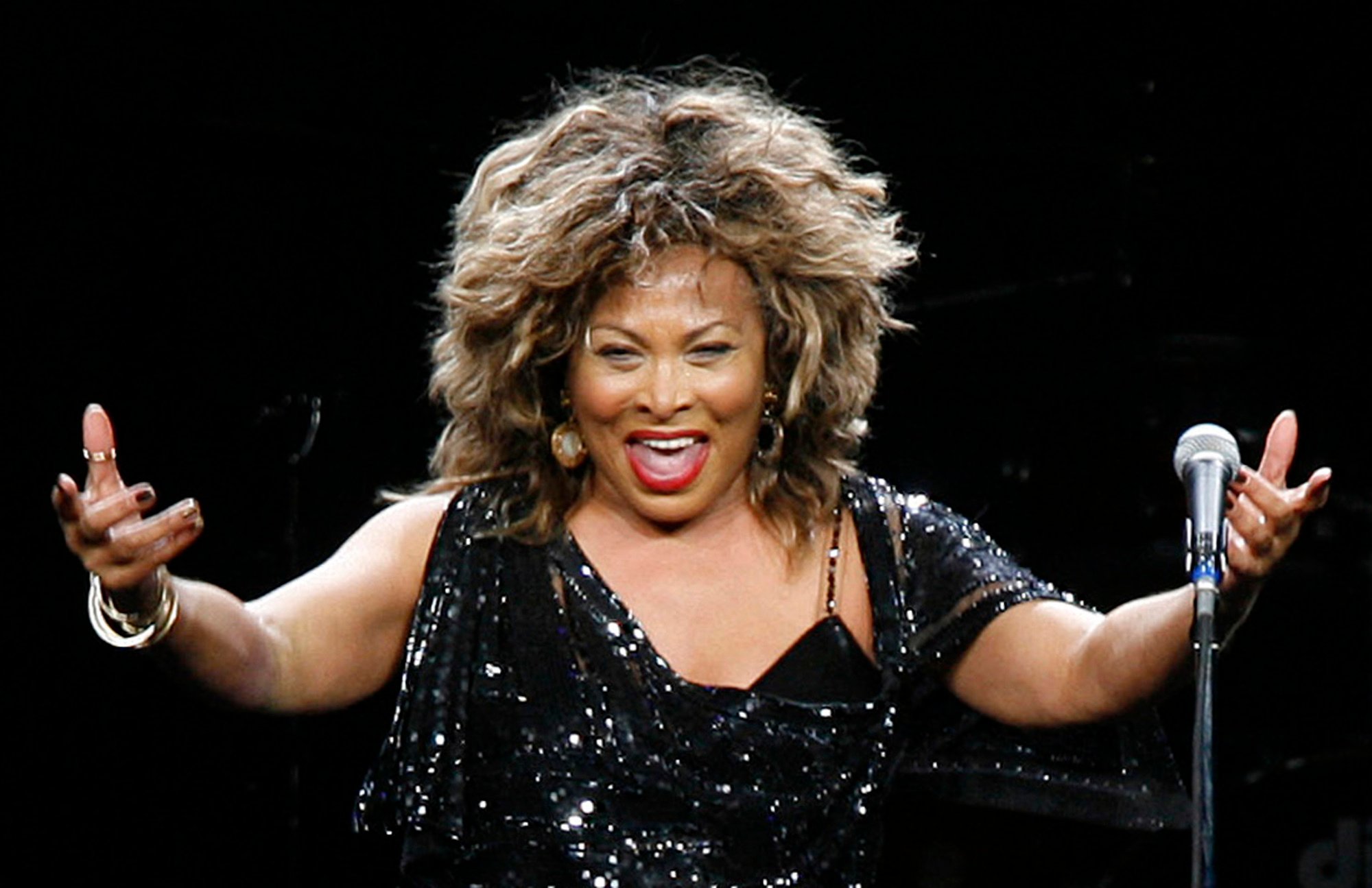 Music Legend Tina Turner Dead At 83 - WCCB Charlotte's CW - Tina Turner I Don't Wanna Lose You