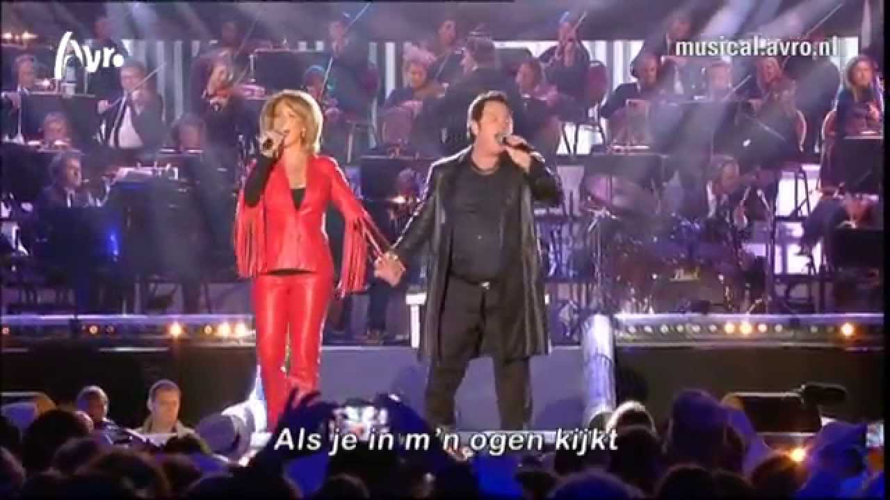 Musical Sing-a-Long 2014 – Hij Gelooft in Mij - YouTube - Hij Gelooft In Mij Musical Cast