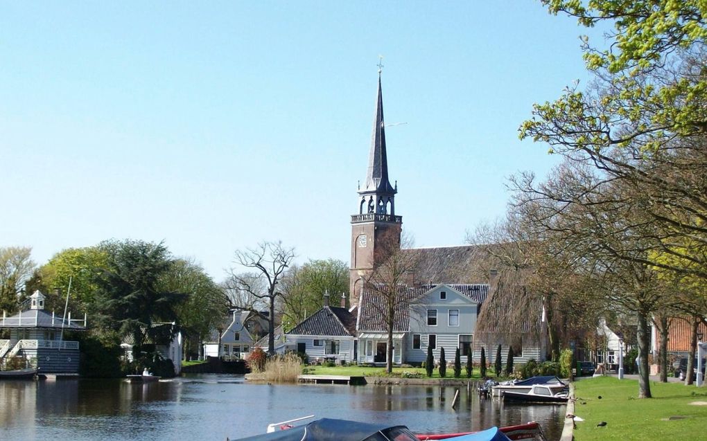 Na buitengevel krijgt nu binnenkant van kerk Broek in Waterland opknapbeurt - Broek In Waterland Kerk