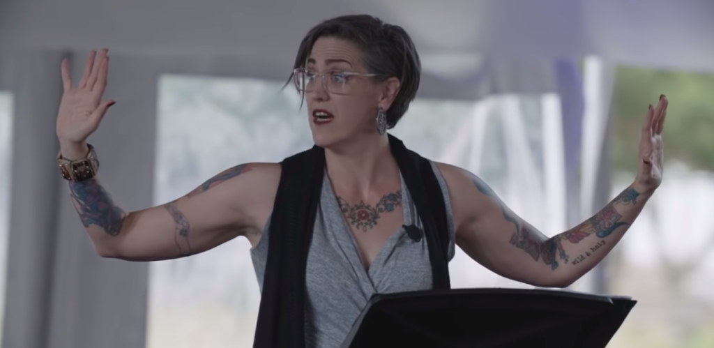 Nadia Bolz-Weber Steps Down as Pastor to be “Public Theologian” - Juicy - Pastor Nadia Bolz Weber