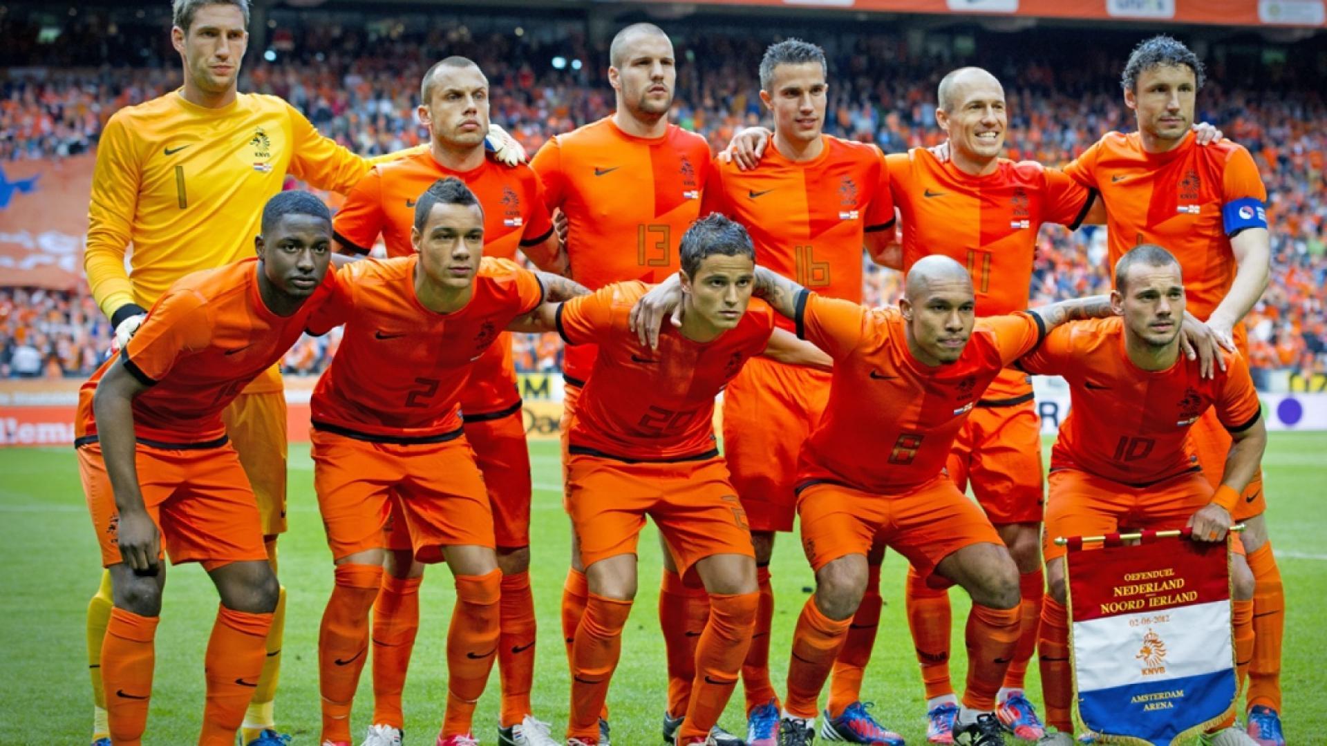 Netherlands National Football Team Wallpapers - Wallpaper Cave - The Dutch National Football Team