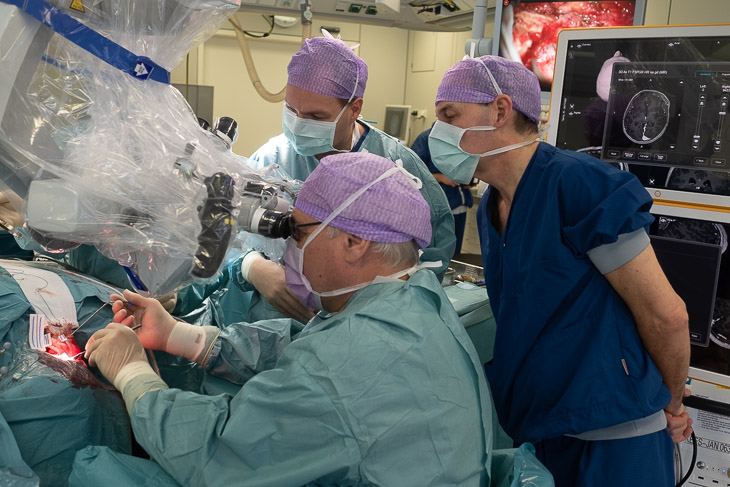 Neurochirurgische operaties – Hersentumorcentrum - Hoeveel Tijd Tussen Preoperatief Onderzoek En Operatie