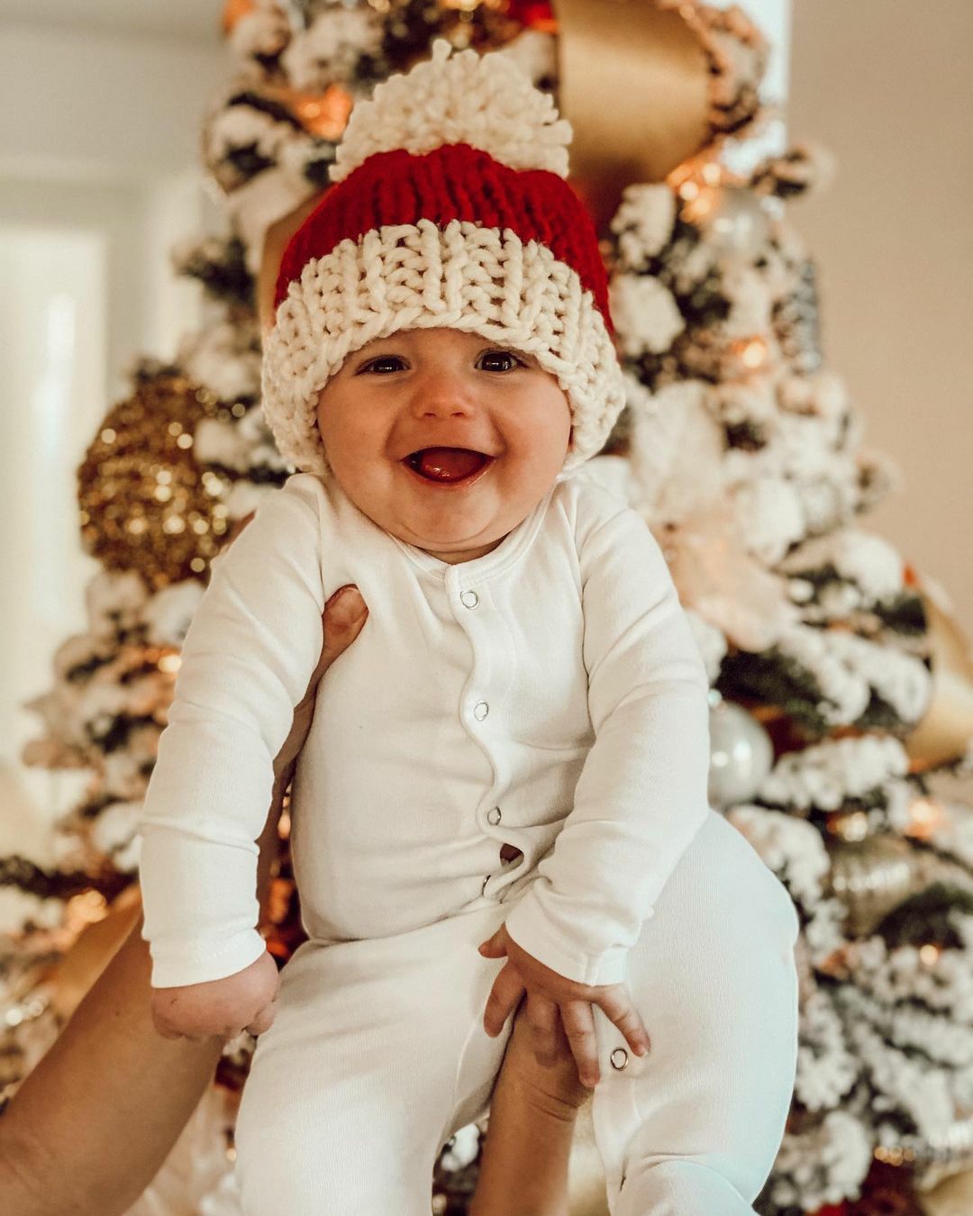 Newborn Pictures, Family Christmas Pictures, Christmas Pics, Xmas - Baby Verslikt Zich In Speeksel