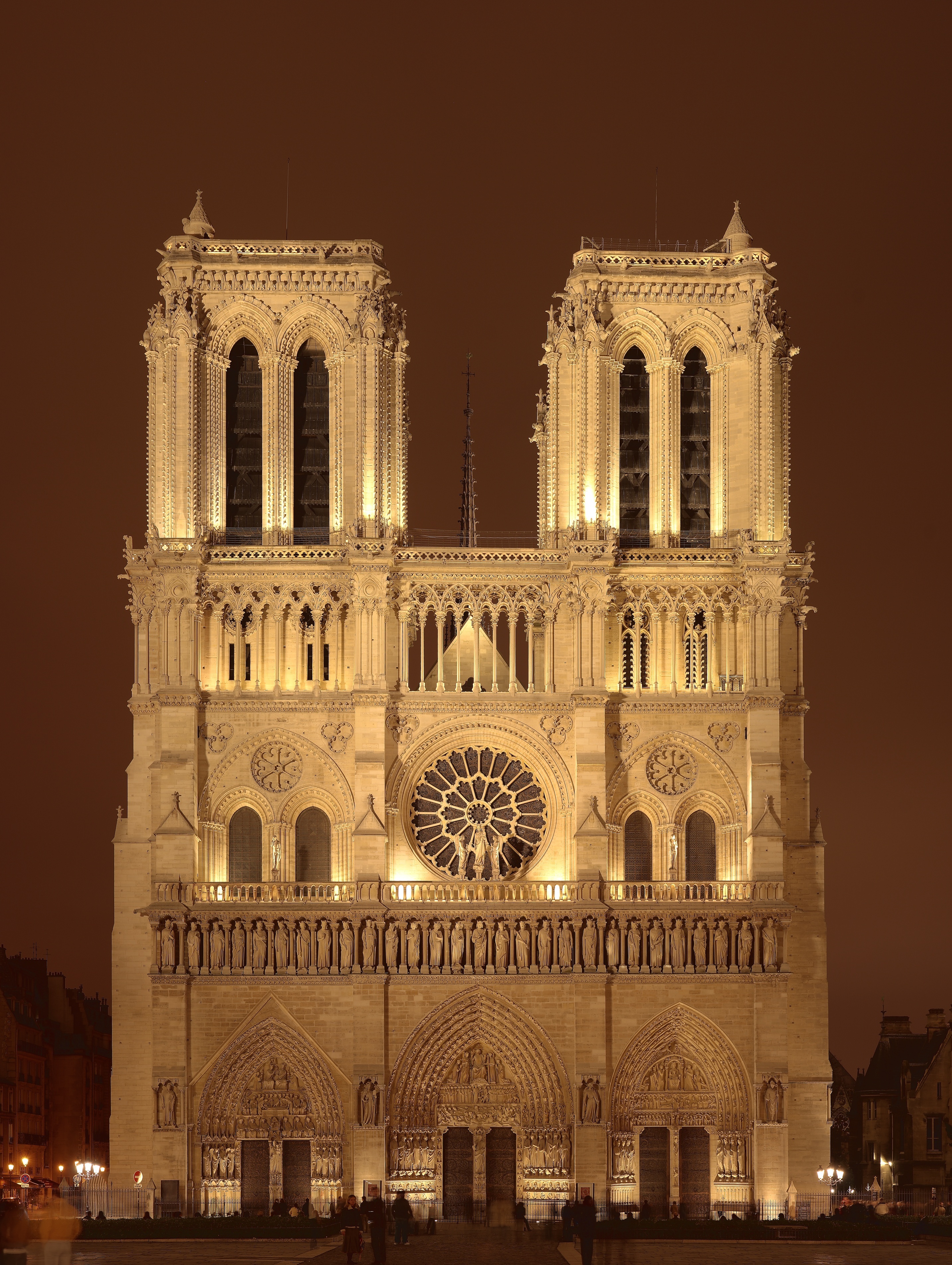 Notre Dame An Oldest Cathedral In Paris | Found The World - Is De Notre Dame Al Klaar
