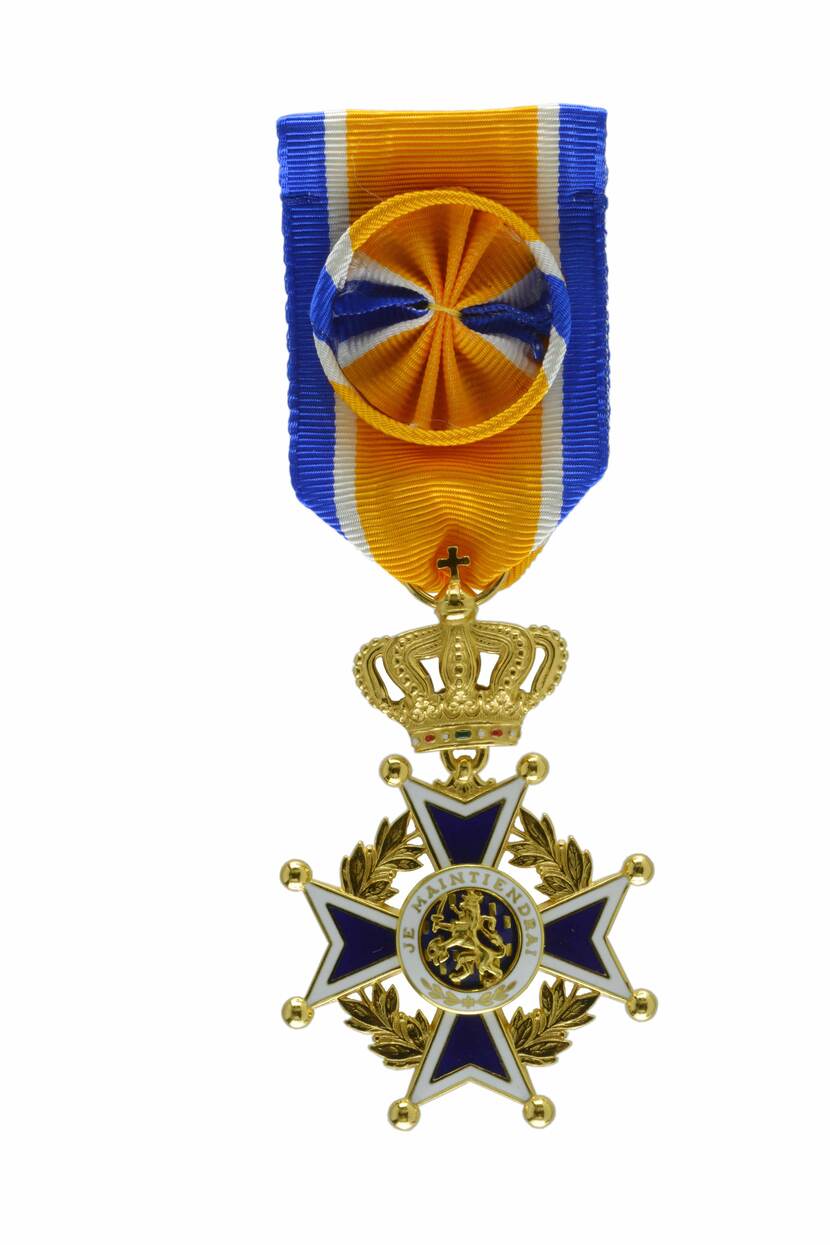 Lintje Lid In De Orde Van Oranje Nassau