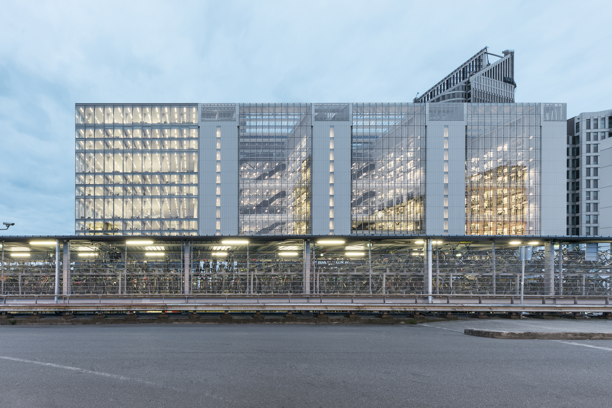 OMA’s Rijnstraat 8 Redesign Brings Transparency and Light to a - Ministerie Van Infrastructuur En Waterstaat Rijnstraat Den Haag