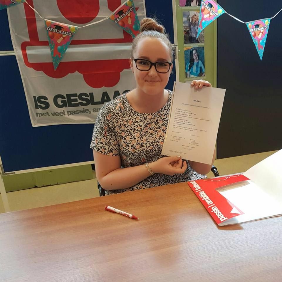 Ook heb ik mijn diploma zorg en welzijn op Brandenberg behaald. | Travel - Zorg En Welzijn Niveau 1