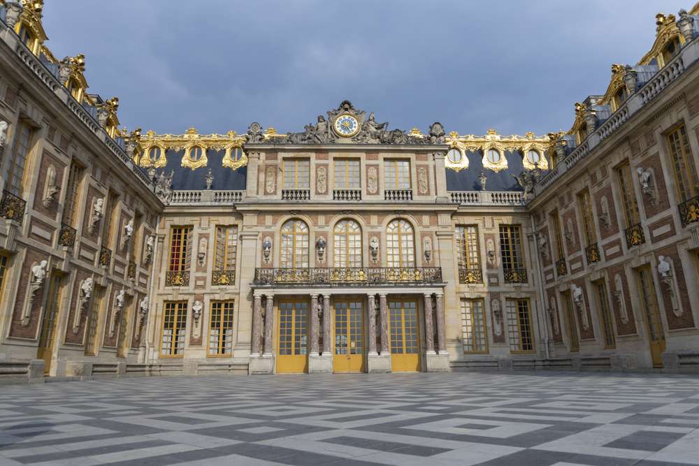 Opening Hours - The Greatest Tour of Versailles - Eind Deze Week In Versailles