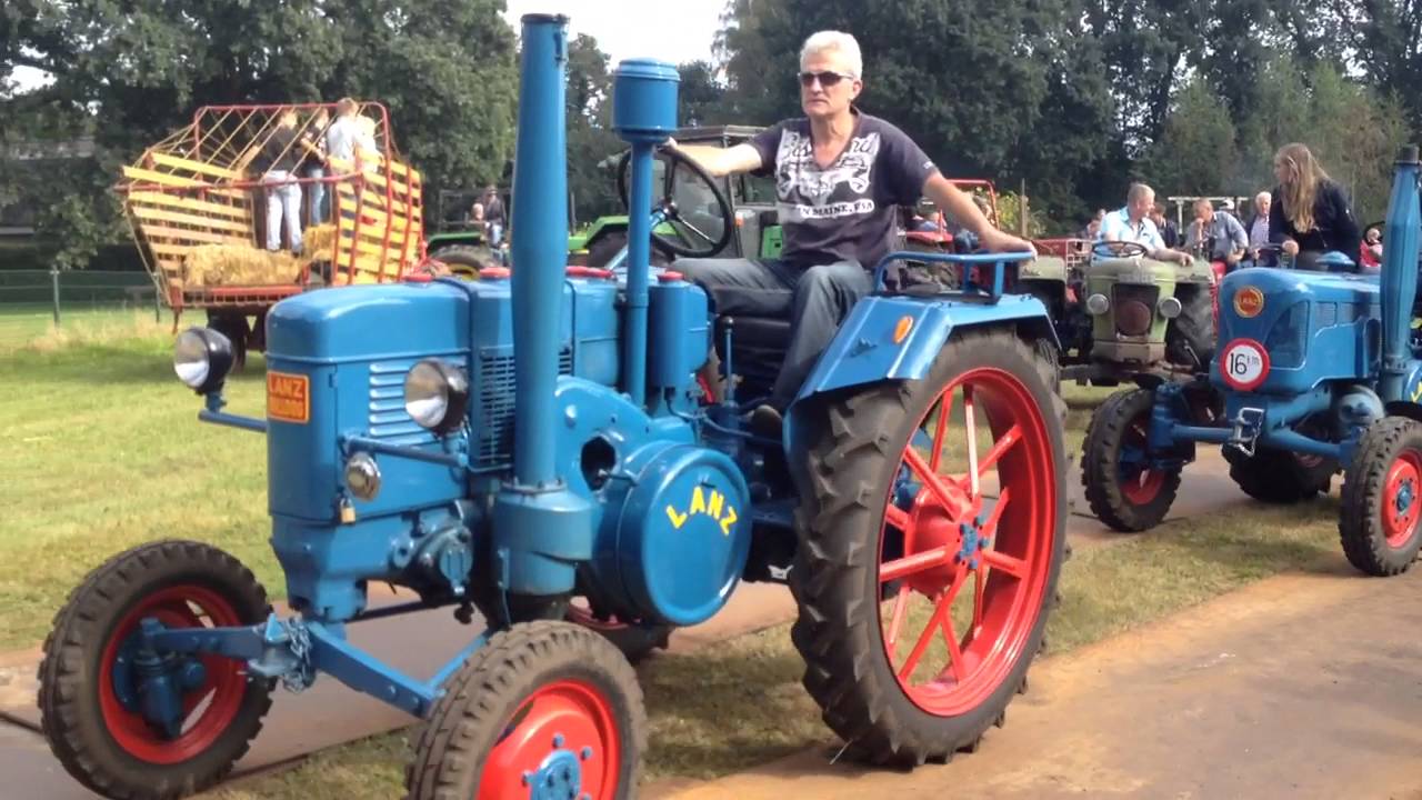Oude trekker rondrit Grassparty 2016 - YouTube - Boer Op Een Trekker Of Op De Fiets