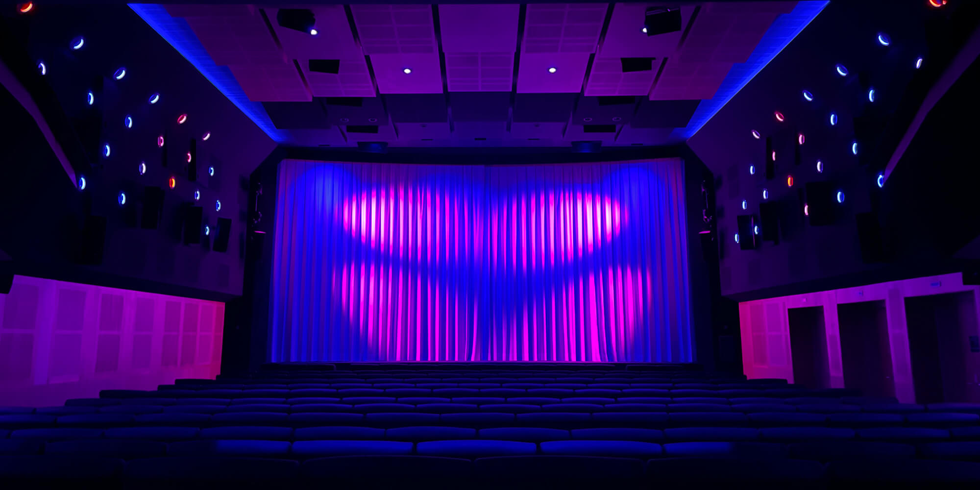 Our seating - Cinema Filmtheater München | A Movie Lovers' Paradise - Deze Afgesloten Zitplaats Is De Beste Plaats In Het Theater