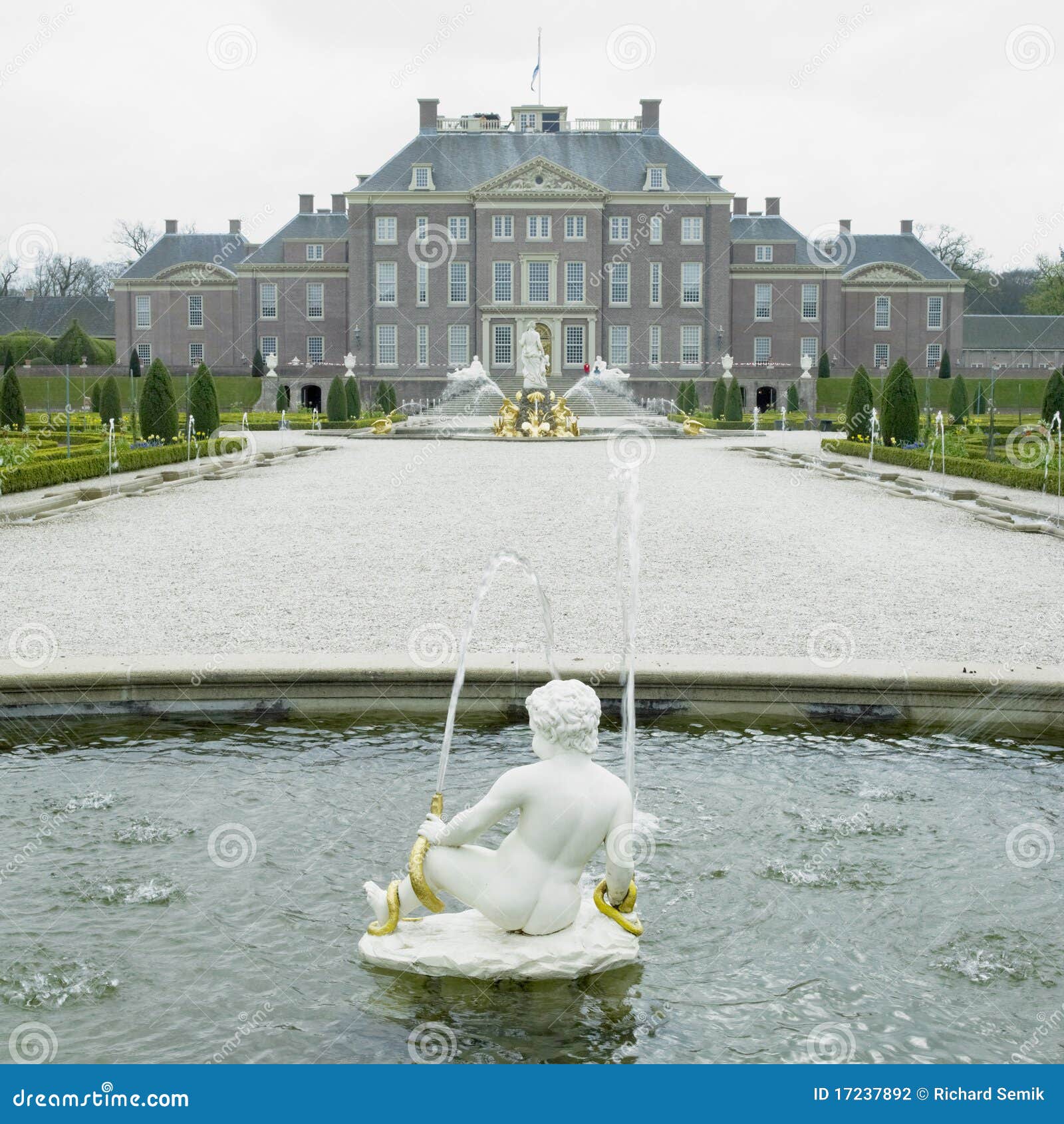 Paleis Het Loo Castle Stock Image | CartoonDealer.com #17237893 - Wie Woont In Paleis Het Loo