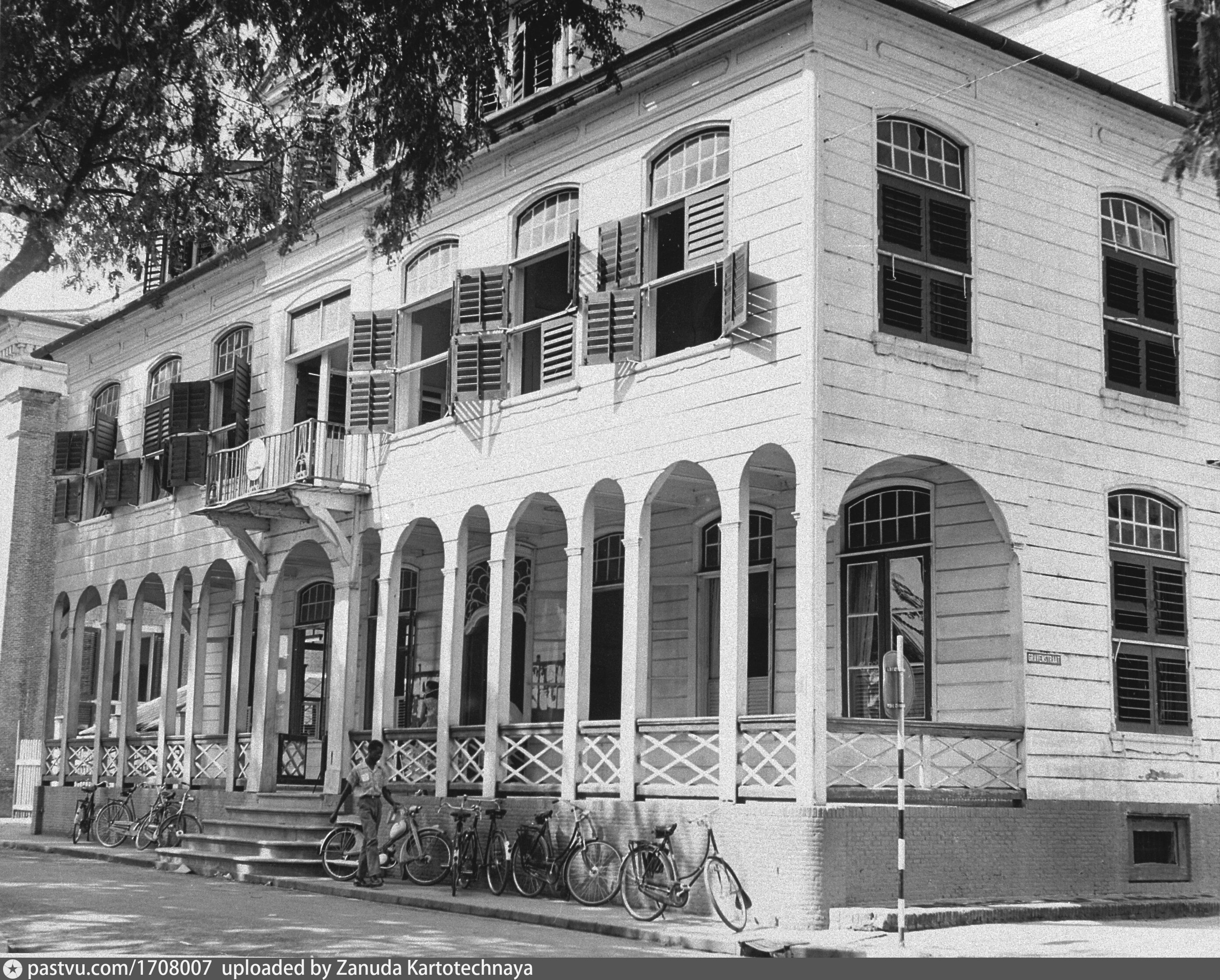 Paramaribo. Ministerie van Binnenlandse Zaken - Ministerie Van Binnenlandse Zaken En Koninkrijksrelaties Turfmarkt Den Haag