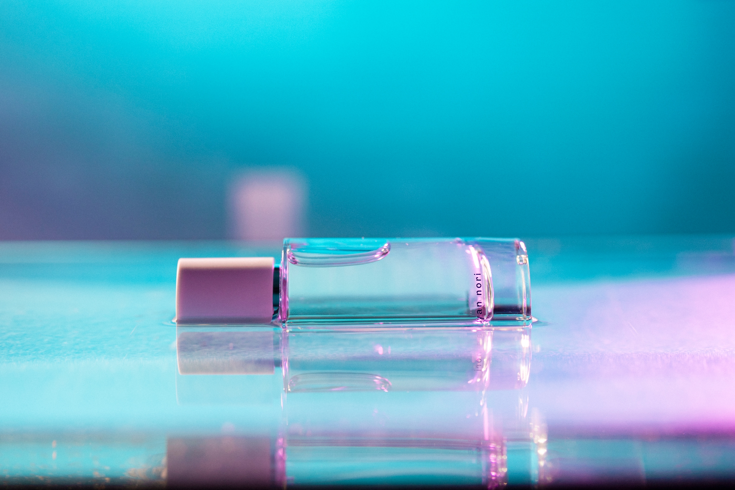 Parfums zijn niet zó slecht voor het milieu, maar aan sommige groene - Luchtje Gebruikt In Sommige Parfums 10 Letters