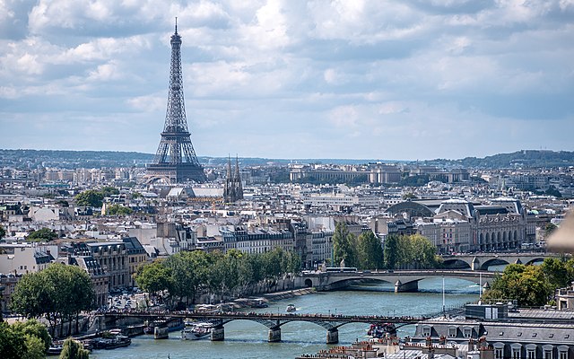 Paris - Wikipedia - Paris Marne La Vallée Chessy Disneyland