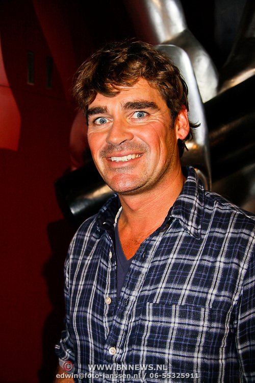 Persviewing 'The voice of Holland' | http://www.bnnews.nl - Jeroen Van Der Boom Voice Of Holland