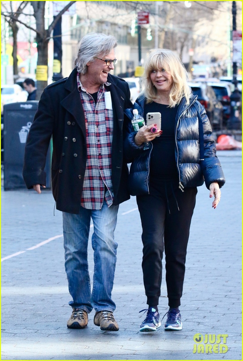 Photo: kurt russell goldie hawn seen on valentines day nyc pics 04 - Dochter Goldie Hawn En Kurt Russell