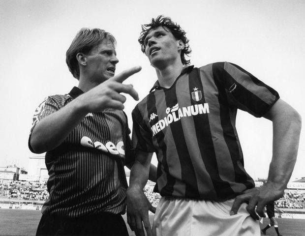 Pin by G Gigi on futbol | Marco van basten, Sports images, Football records - Mark Van Bommel Marco Van Basten