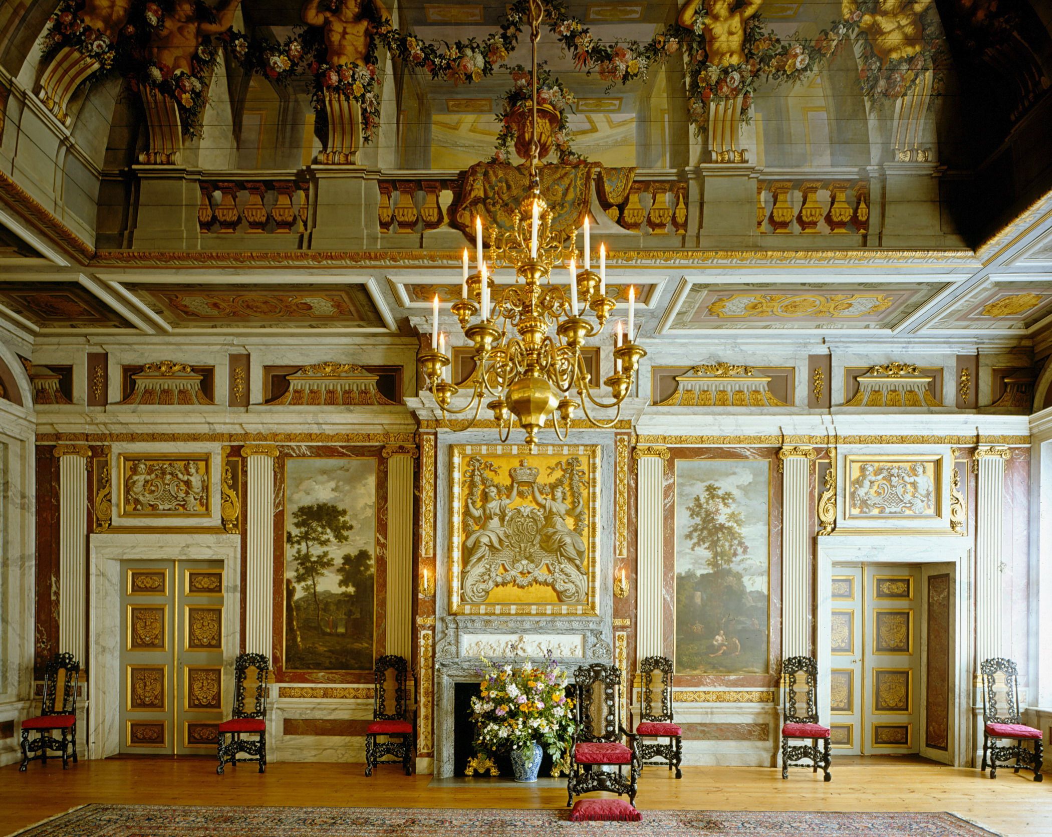Paleis Op De Dam Architectuur