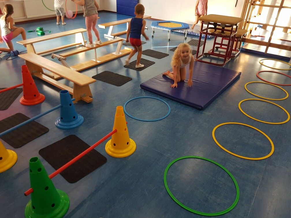 Basislessen Bewegingsonderwijs In De Speelzaal