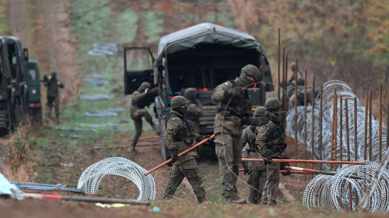 Poland begins building electronic barrier at Russian border to monitor - Waarom Heeft Polen Geen Euro