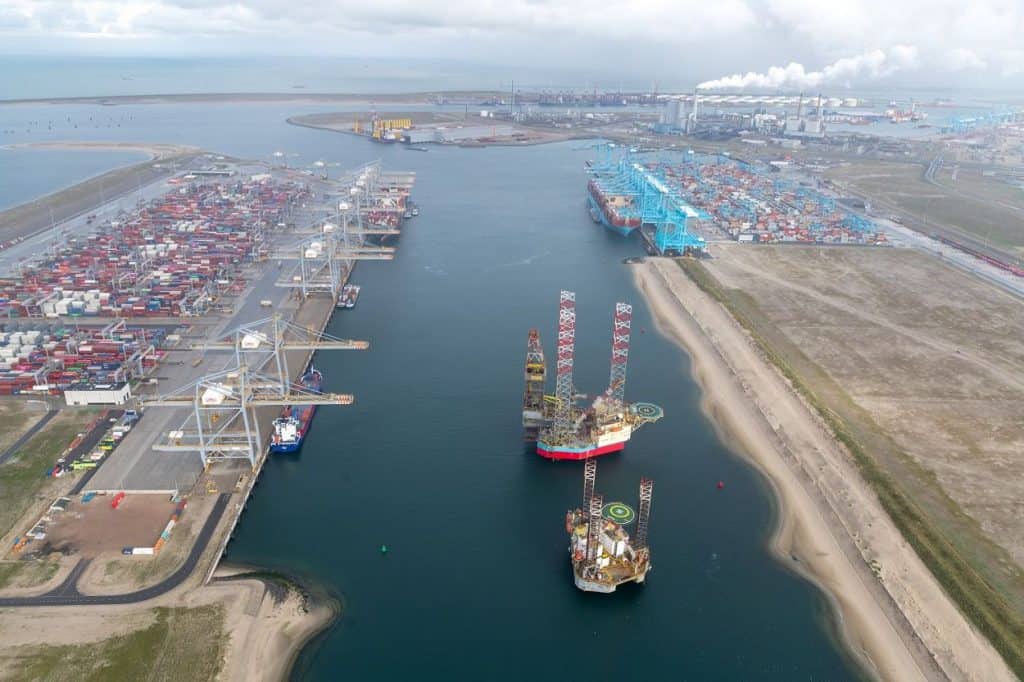 Port of Rotterdam handled 14.8m teu in 2019 | Container Management - Hoeveel Mensen Werken In De Haven Van Rotterdam