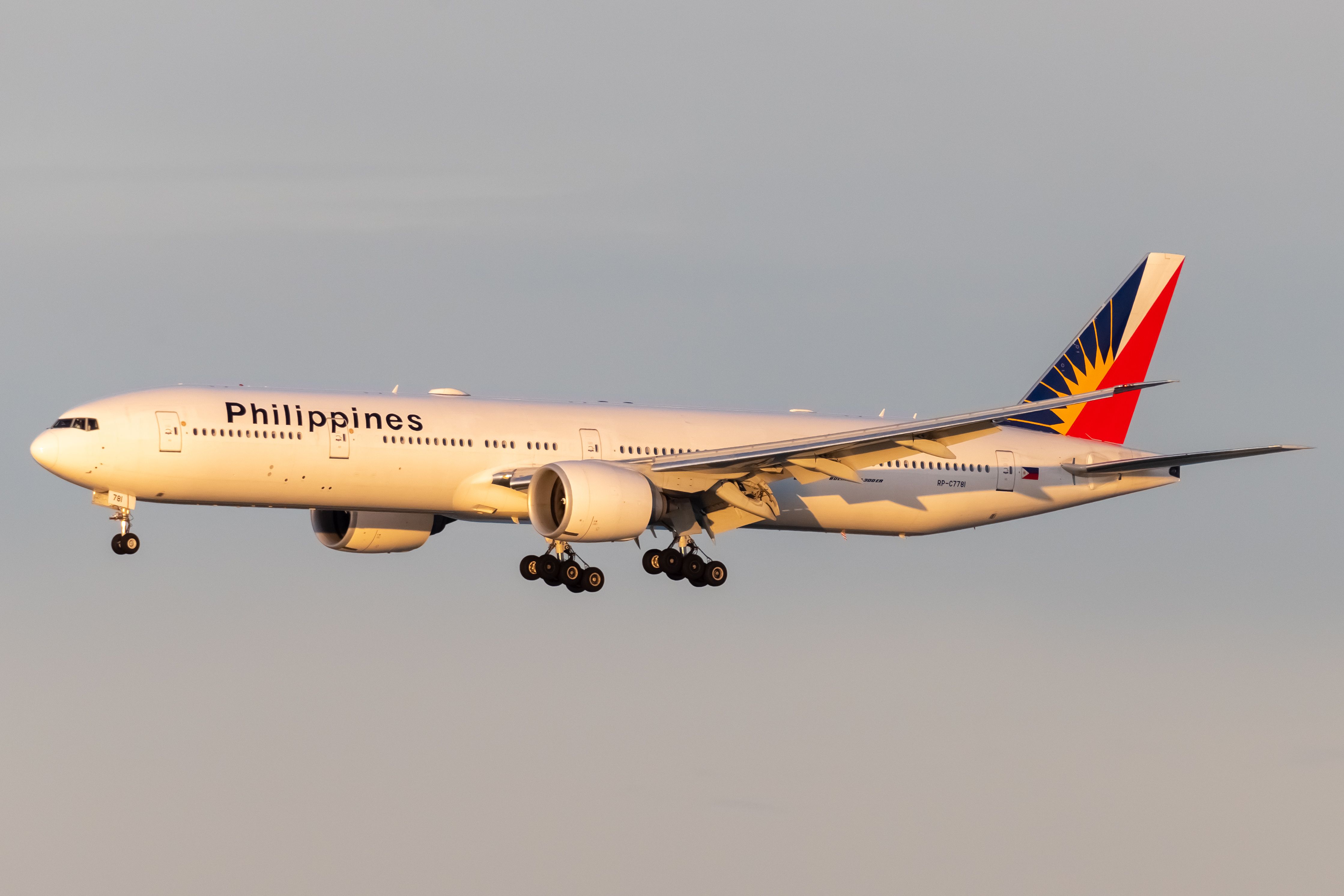 Power Outage At Philippine Airports Sees Hundreds Of Flights Canceled - Philippine Airlines Philippine Airlines Philippine Airlines