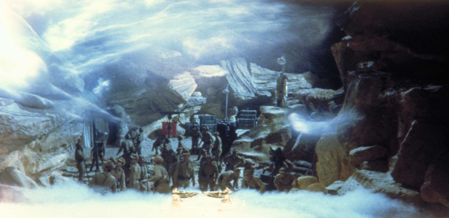 Raiders of the Lost Ark (1981) - Harrison Ford Raiders Of The Lost Ark