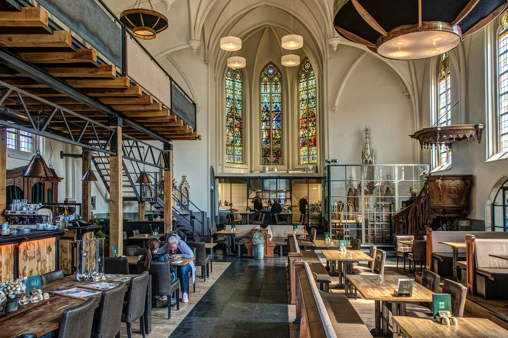 Onze Kerk Hooge Zwaluwe