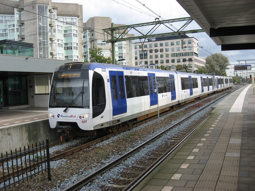 RET metro 5509 Den Haag Laan van NOI | RET Rotterdam. Metrot… | Flickr - Station Laan Van Noi Den Haag