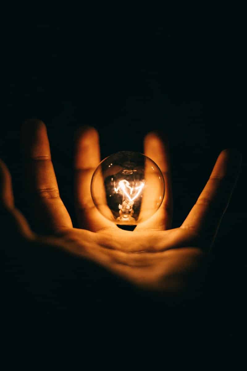 Review Wij zijn licht (Gerda Blees) ⋆ Boekje ⋆ Leessnack - Wij Zijn Licht Gerda Blees