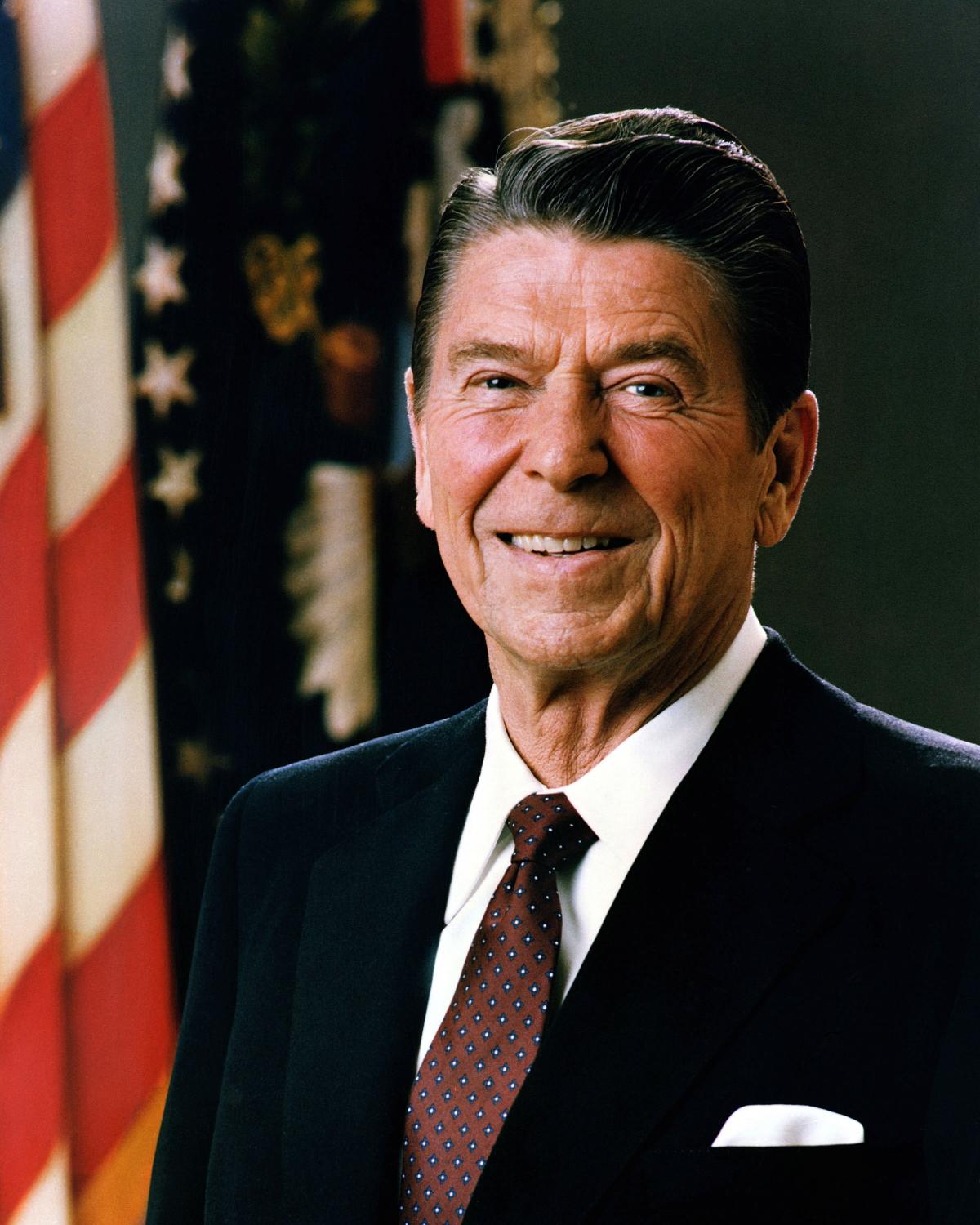 Ronald Reagan - Celebrity biography, zodiac sign and famous quotes - Welk Beroep Had Ronald Reagan Voor Hij De Politiek Inging