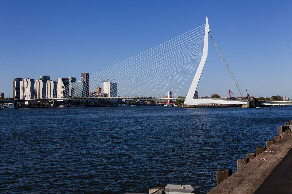 Rotterdam - Erasmusbrug - 1996 | Architect: Ben van Berkel | Flickr - Hoe Heet De Architect Van De Erasmusbrug