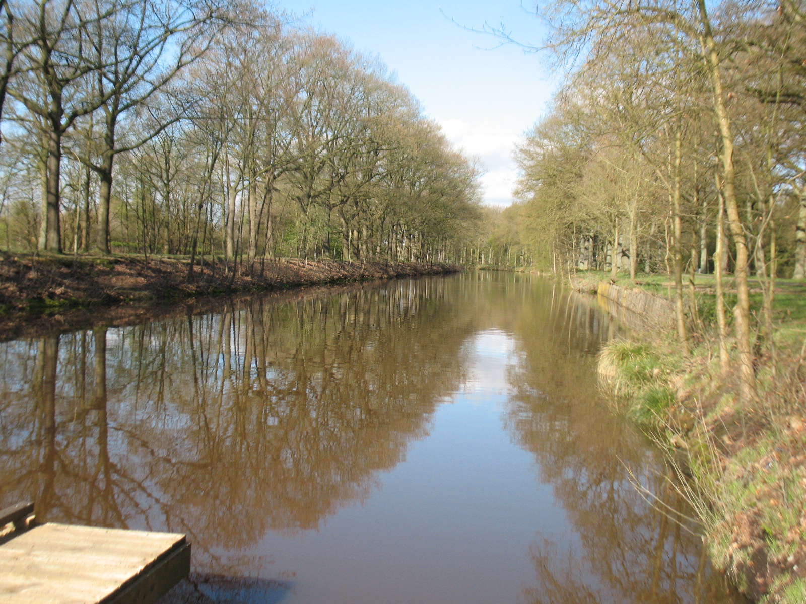 Ruiten a kanaal.JPG Picture - Wonderwereld Ruiten A Kanaal Noord Ter Apel