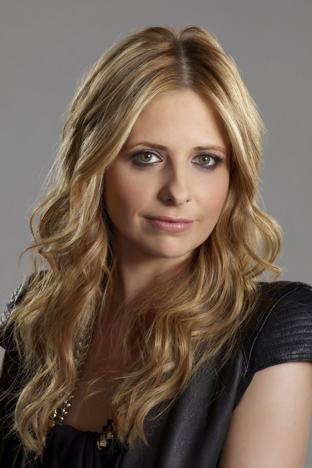 Sarah Michelle Gellar | Filmek, képek, díjak | Személyiség adatlap - Sarah J Maas Glazen Troon Serie