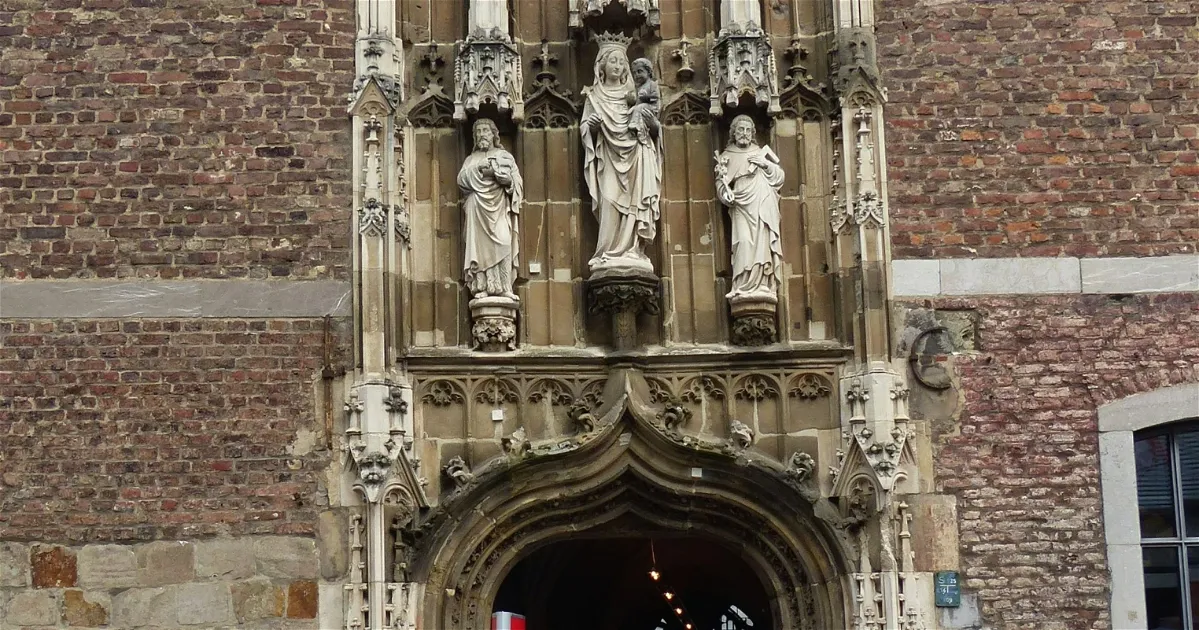 Schatkamer Van De Dom Van Aken