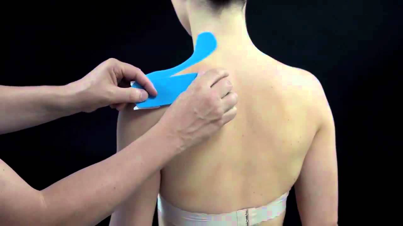Schouder Nek Ontspanning Trapezius Spieren - YouTube - Bultjes In Nek En Hals
