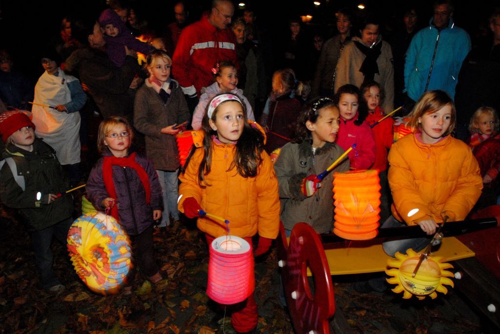 Sint-Maarten (St. Martin's Day) is a time for feasting celebrations - Tot Hoe Laat Sint Maarten Lopen