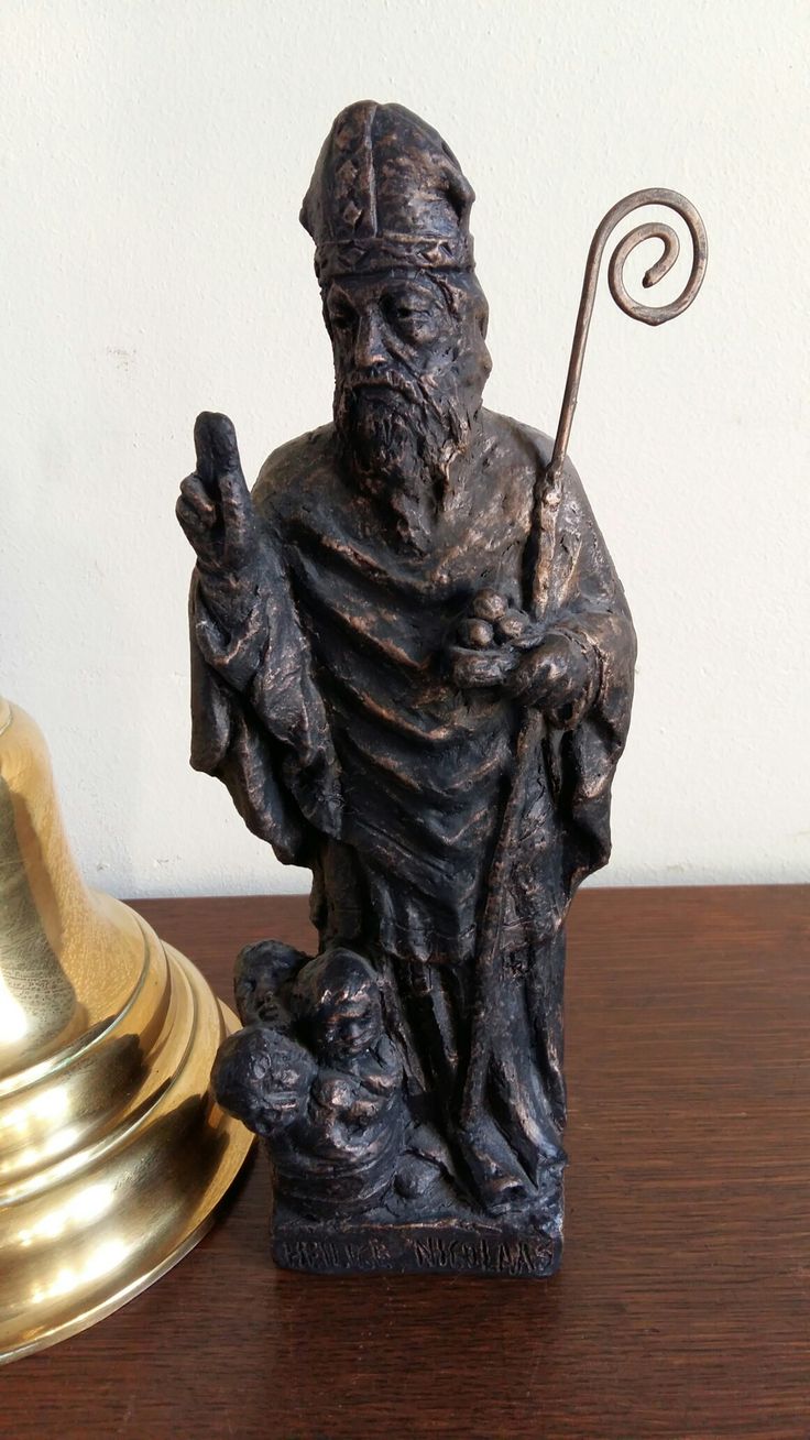 Sint Nicolaas beeldje (Parochie H. Nicolaas Heythuysen) | Imágenes - Waar Komt St Nicolaas Vandaan