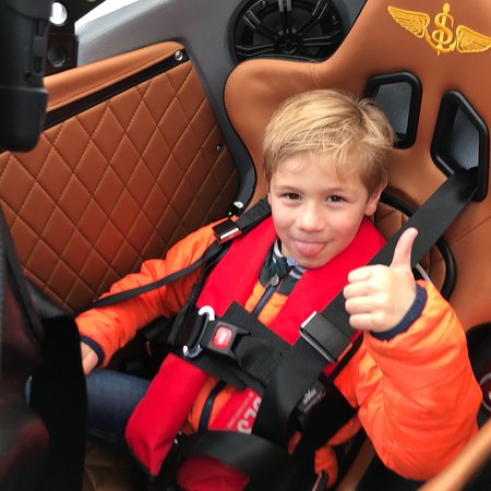 15 Miljoen Mensen Op Dat Hele Kleine Stukje Aarde
